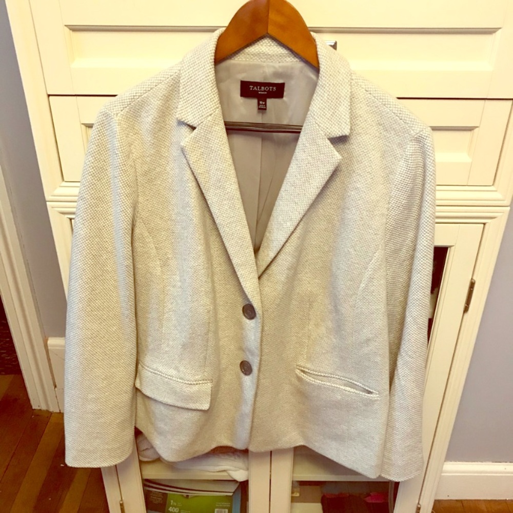 Grey Tweed Blazer- super chic